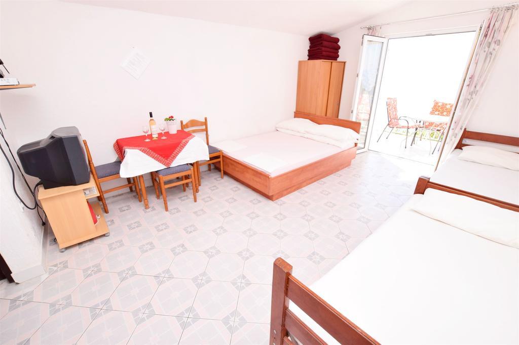 Apartments Dubravka 피사크 외부 사진